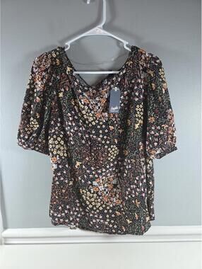 Angels Women's Blouse Back Tie Black Floral Med NEW Casual Work Summer